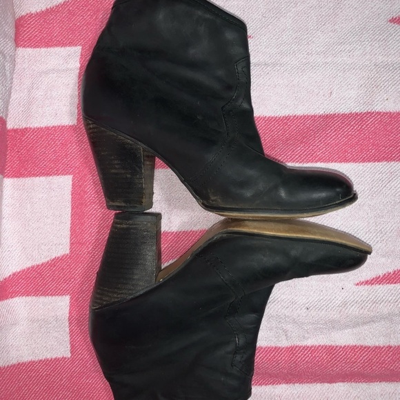 ALDO “Dustar” black Ankle boots size 40 (9) - Picture 7 of 8